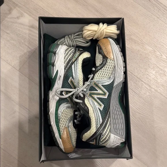 New Balance x ALD 860v2 - Picture 7 of 7